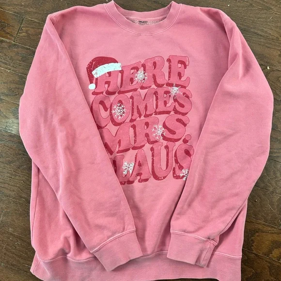 Living Fully Co. Mama Claus sweatshirt - Picture 2 of 5